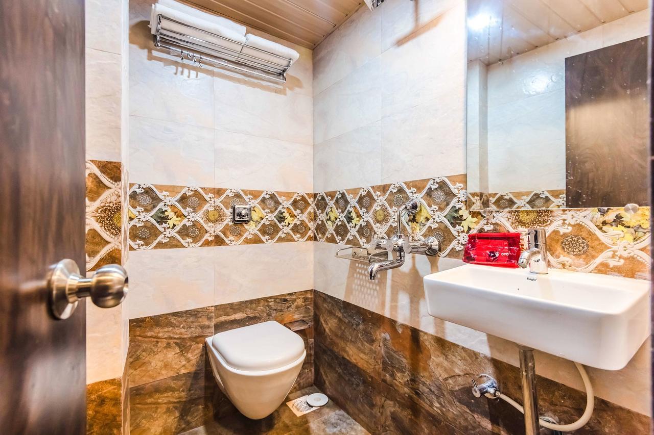 Oyo 6719 Atlas Grand Hotel Мумбаї Екстер'єр фото